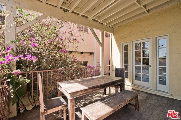 Exterior, Wood Texture Flooring