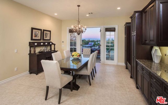 Chandelier, Dining room, Interior, Recessed Lighting