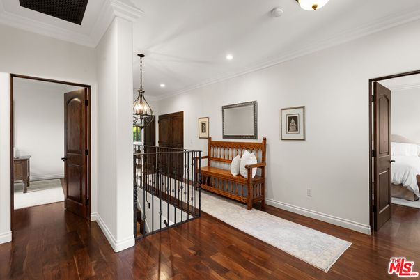 Bedroom, Interior, Pendant Lights, Recessed Lighting, Wood Texture Flooring
