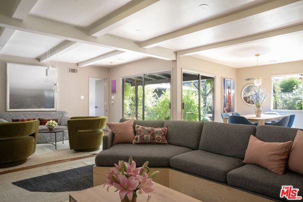 Dining room, Interior, Living room, Pendant Lights, Recessed Lighting, Wood Texture Flooring