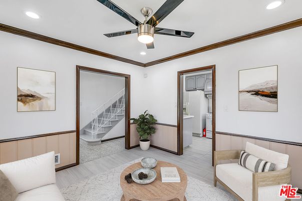 Interior, Recessed Lighting, Wood Texture Flooring
