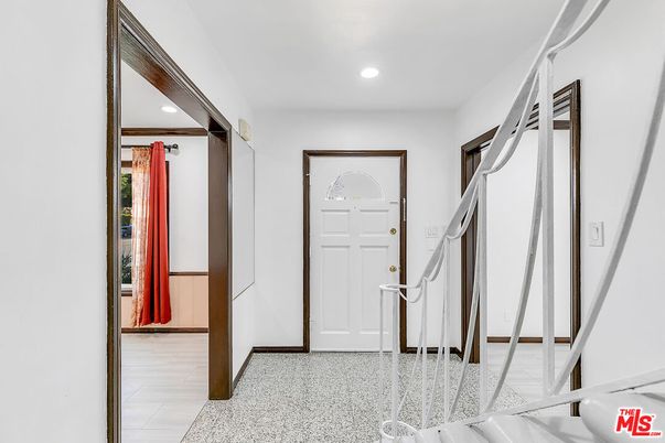 Interior, Recessed Lighting