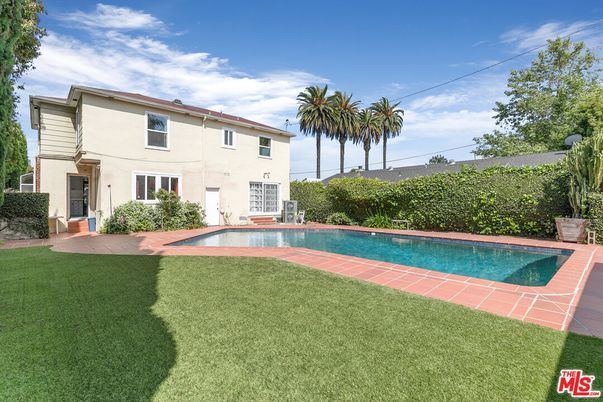Backyard, Exterior, Pool
