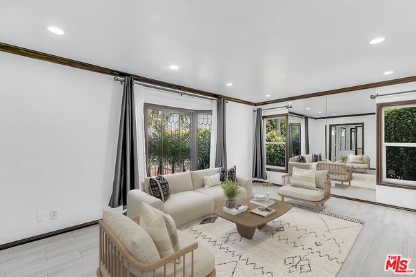 Interior, Living room, Recessed Lighting, Wood Texture Flooring