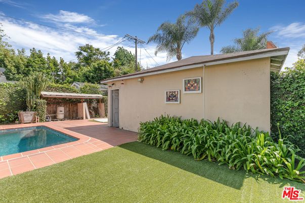 Backyard, Exterior, Pool