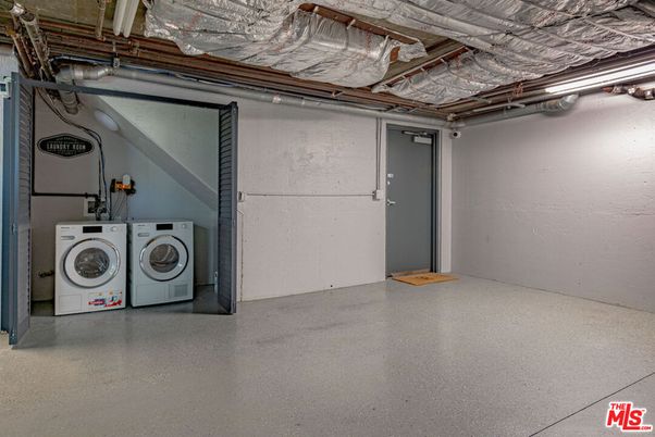 Interior, Utility Closets, Washer