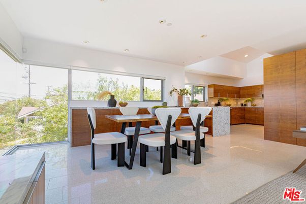 Dining room, Interior, Kitchen, Recessed Lighting
