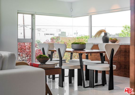 Dining room, Interior