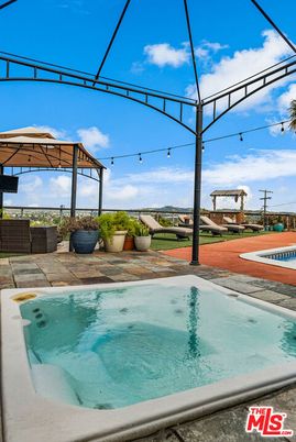 Exterior, Hot Tub, Pool