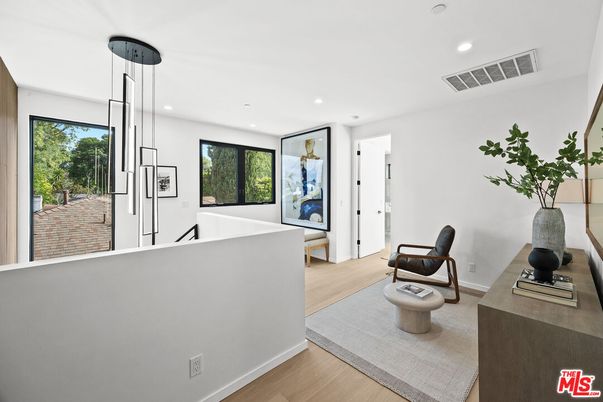 Interior, Pendant Lights, Recessed Lighting, Wood Texture Flooring