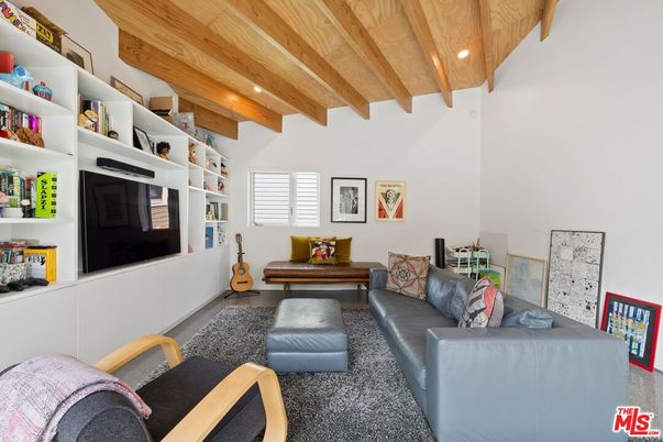 Interior, Living room, Recessed Lighting, Wooden Beams, Wooden Ceilings