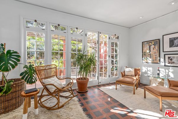 Interior, Recessed Lighting, Sun Room