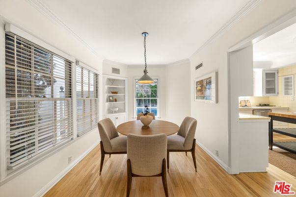 Dining room, Interior, Kitchen, Pendant Lights, Wood Texture Flooring