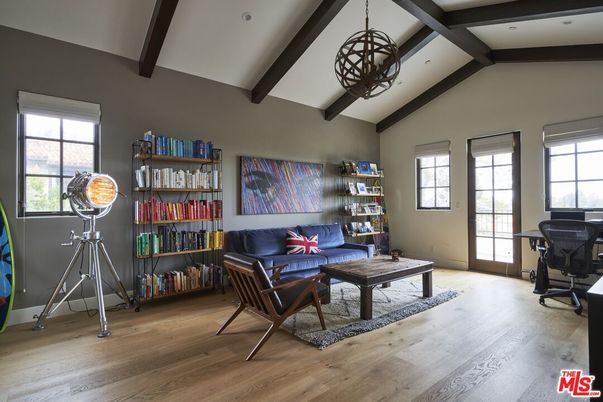 Interior, Living room, Pendant Lights, Wooden Beams, Wood Texture Flooring