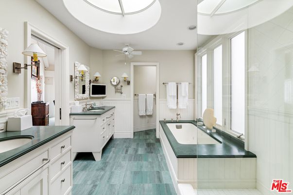 Bathroom, Dual Sink Vanities, Interior, Recessed Lighting, Wood Texture Flooring