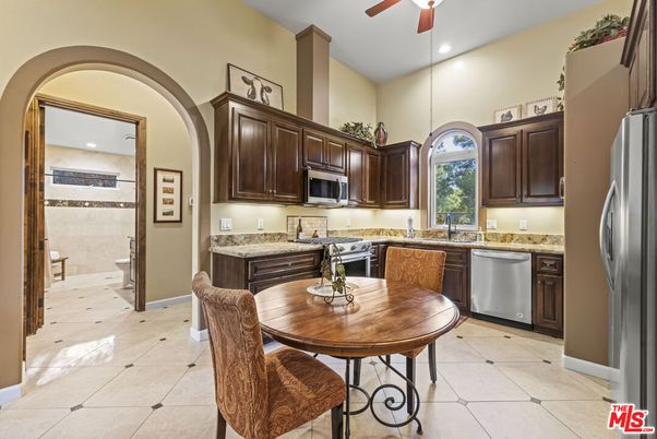Dining room, Interior, Kitchen, Recessed Lighting