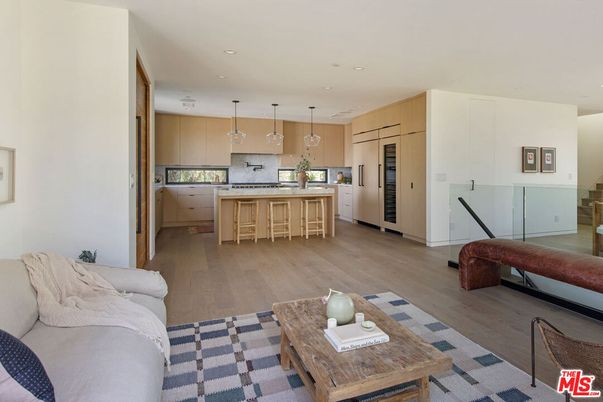 Interior, Kitchen, Living room, Pendant Lights, Recessed Lighting, Wood Texture Flooring