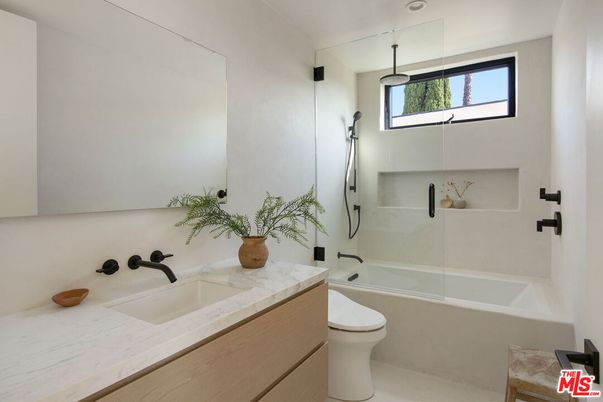 Bathroom, Glass Shower, Interior, Pendant Lights