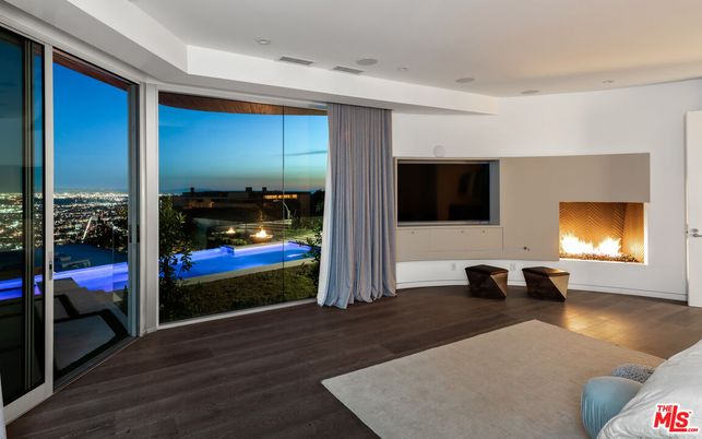 Fireplace, Interior, Recessed Lighting, Water, Wood Texture Flooring