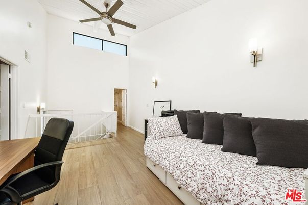 Bedroom, Home Office, Interior, Wood Texture Flooring