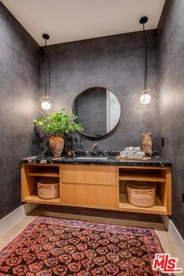 Bathroom, Dual Sink Vanities, Interior, Pendant Lights