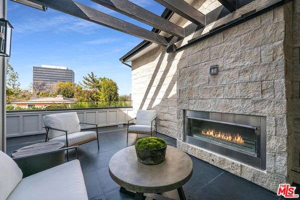 Fireplace, Interior
