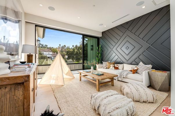 Interior, Living room, Recessed Lighting