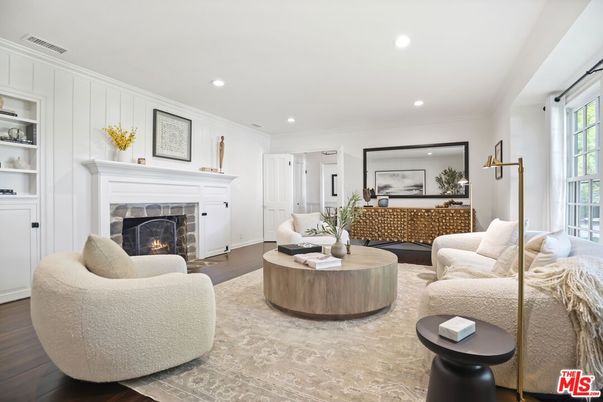 Fireplace, Interior, Living room, Recessed Lighting, Wood Texture Flooring