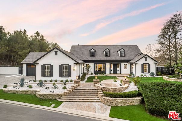 Attached, Backyard, Exterior, Facade, Farmhouse