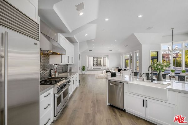 Interior, Kitchen, Living room, Pendant Lights, Recessed Lighting, Stainless Steel Appliances, Wood Texture Flooring