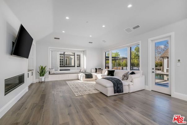 Fireplace, Interior, Living room, Recessed Lighting, Wood Texture Flooring