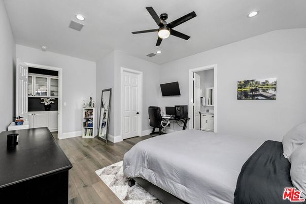Bedroom, Home Office, Interior, Recessed Lighting, Wood Texture Flooring