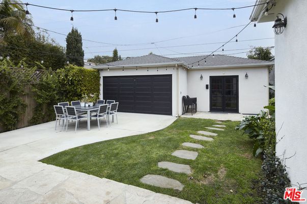 Backyard, Detached Garage, Exterior