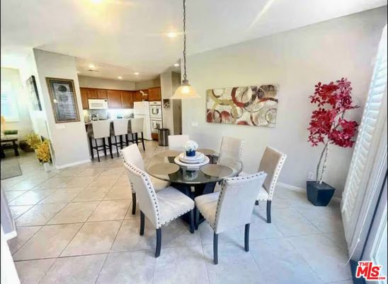 Dining room, Interior, Kitchen, Pendant Lights, Recessed Lighting