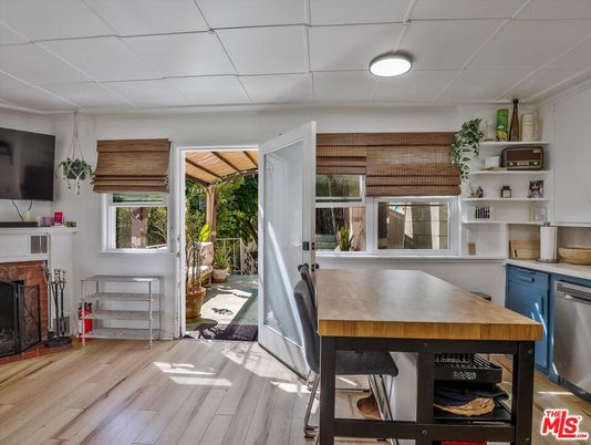 Fireplace, Interior, Kitchen, Recessed Lighting, Wood Texture Flooring