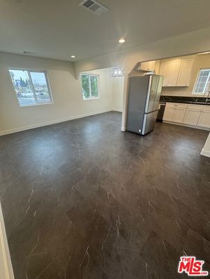 Empty room, Interior, Kitchen, Recessed Lighting