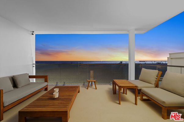 Water, Exterior, Interior, Living room, Other
