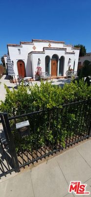 Exterior, Facade, Spanish Mediterranean