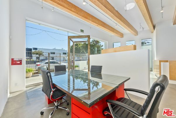Home Office, Interior, Water, Wooden Beams