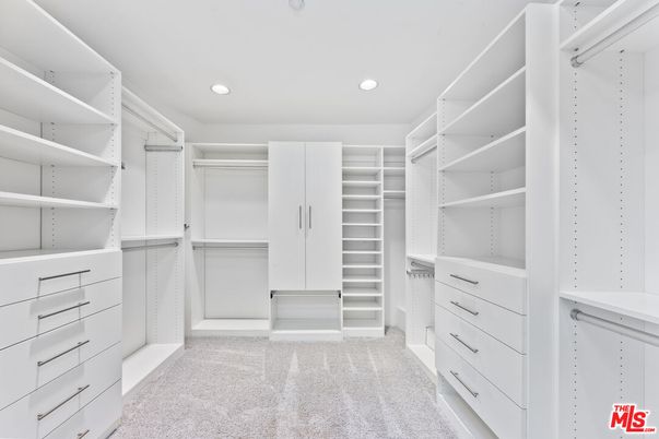 Interior, Recessed Lighting, Walk-in Closets