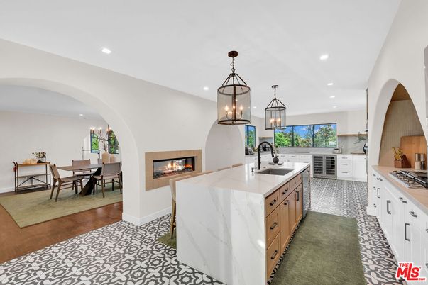 Chandelier, Dining room, Fireplace, Interior, Kitchen, Pendant Lights, Recessed Lighting