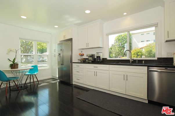 Dining room, Interior, Kitchen, Recessed Lighting, Stainless Steel Appliances, Wood Texture Flooring