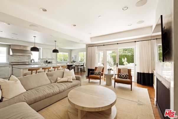 Interior, Kitchen, Living room, Pendant Lights, Recessed Lighting, Stainless Steel Appliances, Wood Texture Flooring