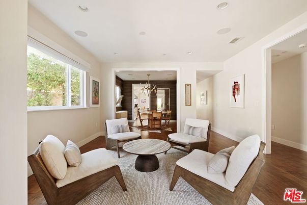 Chandelier, Dining room, Interior, Living room, Recessed Lighting, Wood Texture Flooring