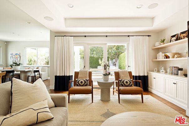 Dining room, Interior, Living room, Recessed Lighting, Wood Texture Flooring