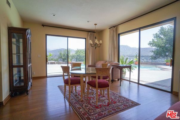 Chandelier, Dining room, Interior, Recessed Lighting, Wood Texture Flooring