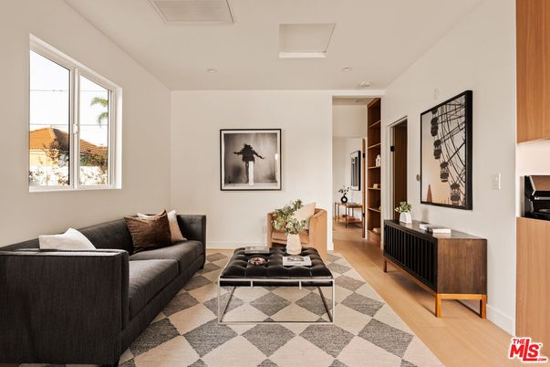 Interior, Living room, Recessed Lighting, Wood Texture Flooring
