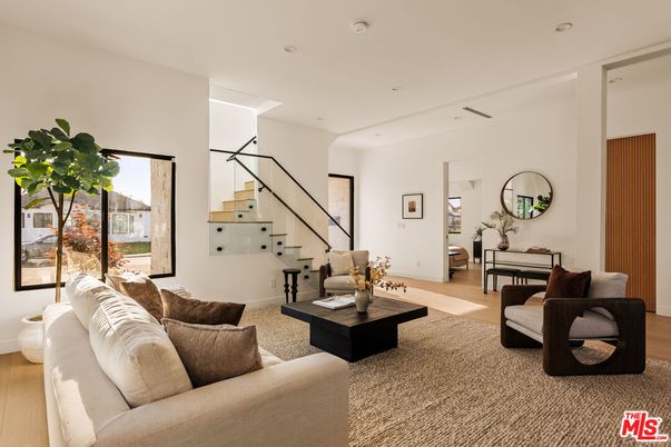 Interior, Living room, Piano, Recessed Lighting, Wood Texture Flooring