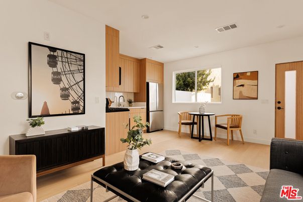 Dining room, Interior, Kitchen, Recessed Lighting, Wood Texture Flooring