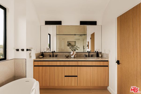 Bathroom, Dual Sink Vanities, Interior, Wood Texture Flooring